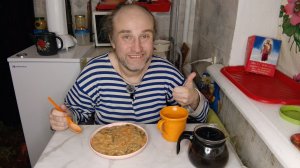 обедаю пшеничной кашкой. интрига придет ли Рыжуля? мукбанг. обжор. еда на камеру. диета. шизофрения.