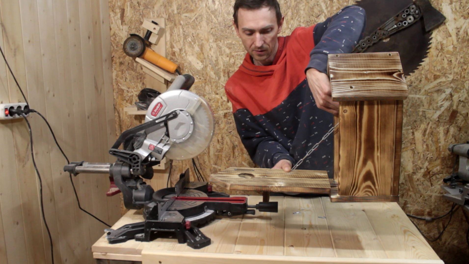 Что подарить на 23 февраля. Делаем Скворечник Бар своими руками смотреть онлайн