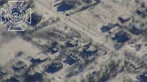 🇷🇺🇺🇦Артиллерия накрывает точным огнем украинских пехотинцев на восточной окраине н.п. Вильча