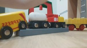 у паровозика дела