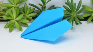 Самый простой бумажный самолетик