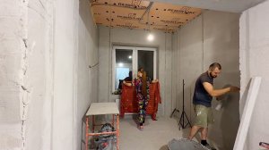 Решили начать раньше времени. Строим дом в деревне. Делаем ремонт своими руками.