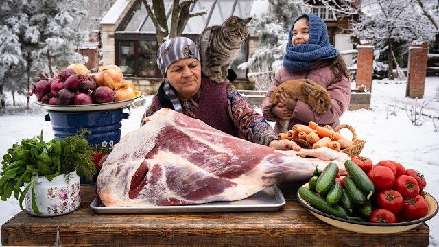 Приготовление плова из цельной говяжьей ножки на открытом огне. Кухня Азербайджана смотреть онлайн