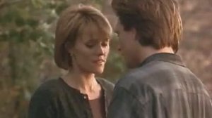 Официальный трейлер "Постель из роз / Amelia and the King of Plants (1996)"