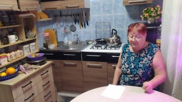 Готовлю супчик и отвечаю на вопросы.