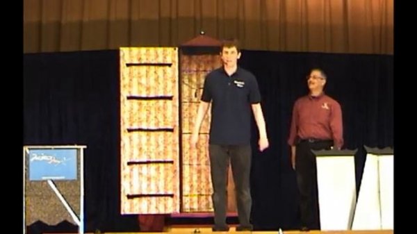 Matthews Magic - Cut Girl in 6th Illusion