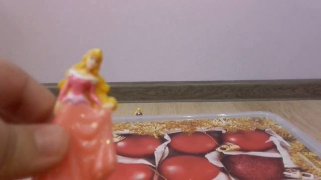 Настина коллекция мелких игрушек