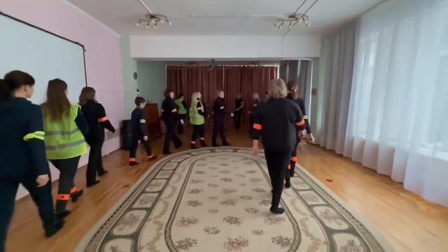 Участники танцевального флешмоба 