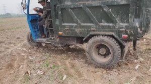 Вьетнам. Интересный грузовичок