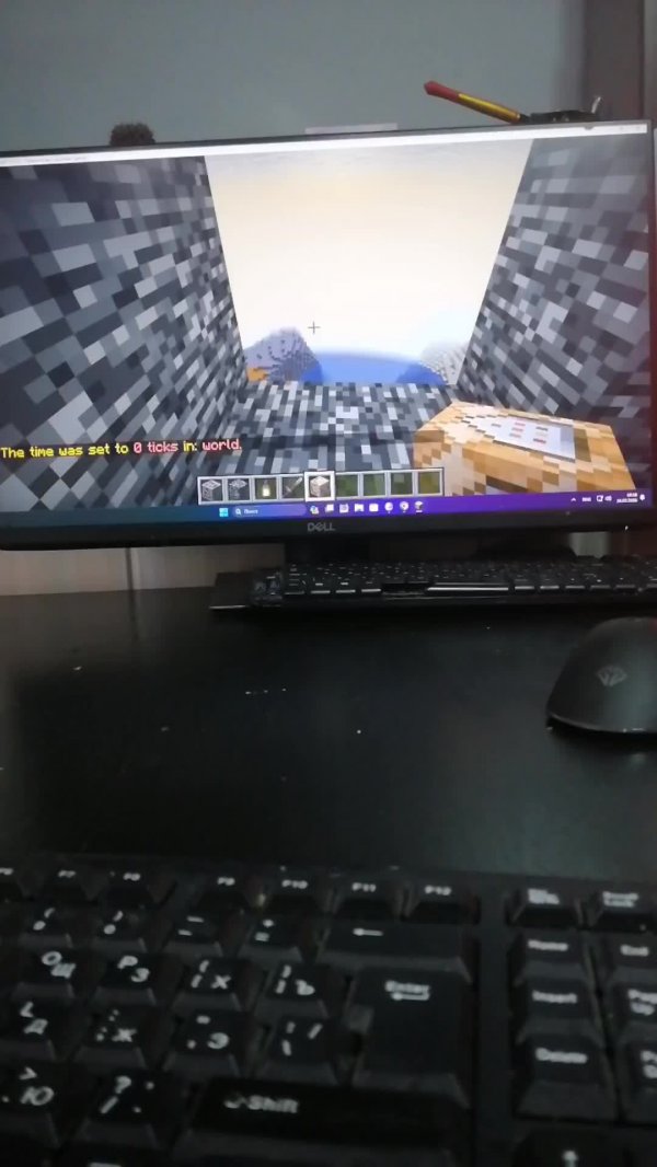 Обновляю свой сервер RadePlayers айпи тут ﹥﹥ RadePlayer.aternos.me