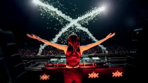 Sara Landry live at AMF 2025