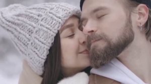 МИР НА ДВОИХ