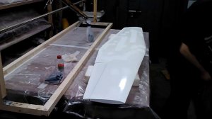 №206- Шлифовка крыла и стабилизатора после под грунтовки.