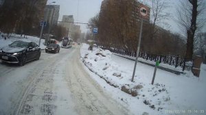 Повезло- трамвай подошёл быстро.