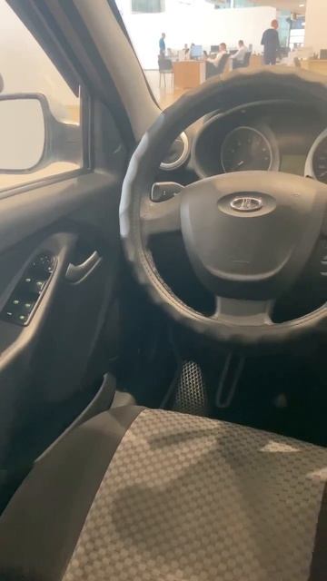 Lada (ВАЗ) Granta '2013 смотреть онлайн