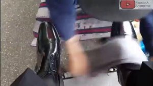 АСМР звуки города. АСМР чистка обуви. АСМР РЕЛАКС расслабление. Уличная чистка обуви. АСМР звуки.