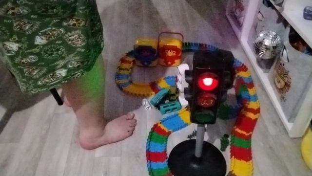 16 февраля 2026 машина пузыря машина игрушка смотреть онлайн