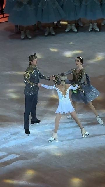 Ледовое шоу-сказка с балетом Евгения Плющенко «Спящая Красавица» Щербакова, Трусова, Медведева смотреть онлайн