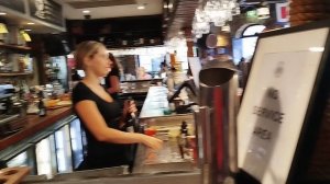 Песня в самом старом баре Сиднея