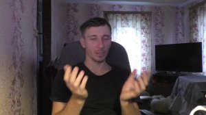 Почему в музыкальной колонке делаю выше громкость и она отключается?