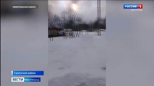 В Галичском районе в деревне Митино полностью сгорели ФАП и библиотека