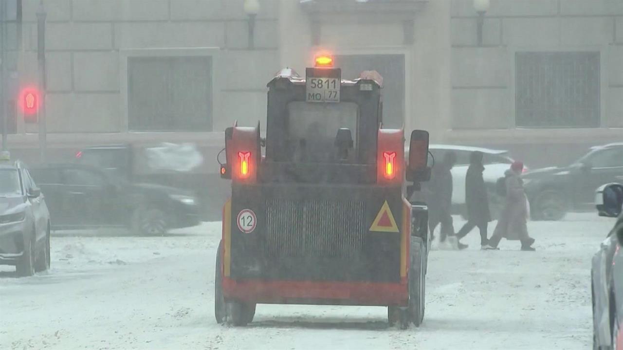 Балканский циклон принес в европейскую часть страны метели. смотреть онлайн