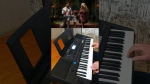 дарите женщинам цветы на синтезаторе Ямаха е473