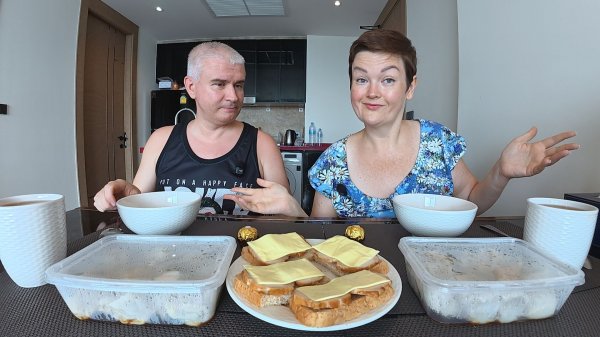 Мукбанг ИДЕАЛЬНАЯ жизнь только в интернете! Мы показываем РЕАЛЬНОСТЬ! Болталка и семейный обед