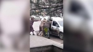 Чтобы избежать отправки на фронт, украинские призывники идут на отчаянные меры.