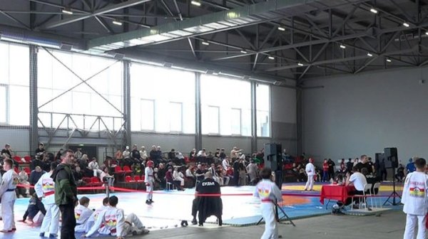 Первенство по армейскому рукопашному бою среди юношей провели в Северной Осетии