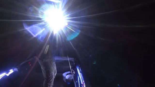 РЫБАЛКА С НОЧЁВКОЙ НА САЗАНА. Бешбармак на природе, очень вкусно! ЗАКИДУШКИ ! смотреть онлайн