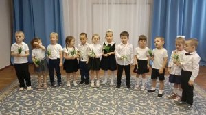 песня "Сегодня мамин праздник"  сл.Т.Волгиной, муз.А.Филиппенко