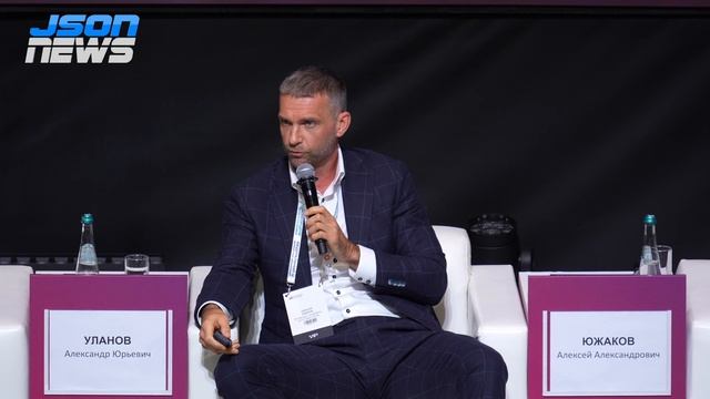 Алексей Южаков - робопроект «Дельта счастья», антропоморфные роботы, ИИ, универсальная платформа