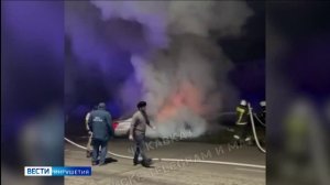 Инспектор ДПС из Ингушетии, рискуя жизнью, спас пассажира из загоревшегося автомобиля