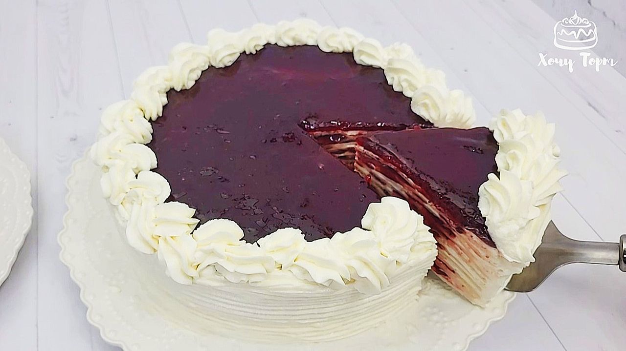 🥞 БЛИННЫЙ ТОРТ «НЕЖЕНКА» 🍒 Без духовки! БЫСТРО и ПРОСТО! Воздушный крем и ягодная прослойка ✨ смотреть онлайн