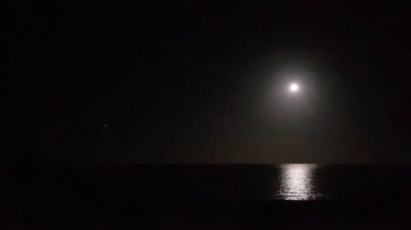 Ahfmad Zahir. Aahesta (Radio 1)/Аҳмад Зоҳир. Оҳиста (Радио 1) (Archive cassete version)