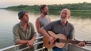 Фёдор Добронравов с сыновьями — "И солнце всходило, и радуга цвела! Из хф Земля Санникова