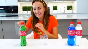 Влад и Никита играют