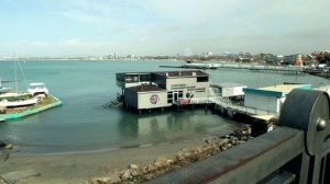 16 февраля 2026 МИР ВОКРУГ НАС 🌞 Анапа, морской порт / блогер Альбатрос снимает на объектив МИР-20М