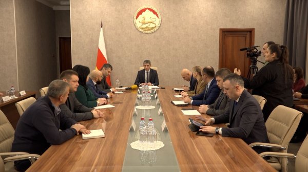 Отчитались о работе за 2025 год. Состоялось расширенное совещание правительства