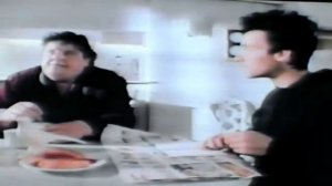 Официальный трейлер "Совершенно нормальный (1990)"