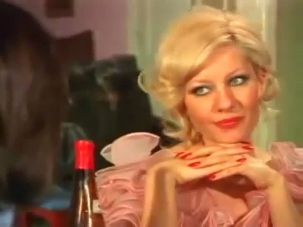 Emel Sayin a seductive beauty with beautiful nails