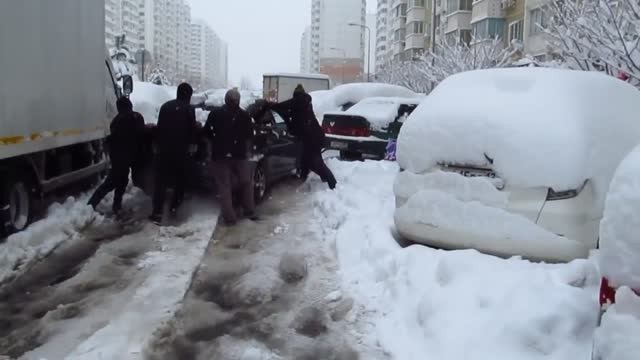 Снегопад в Краснодаре 23.01.2022 смотреть онлайн