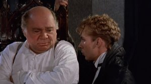 НЕ КРИЧИ НА ПАПУ!?! сцена из фильма Убить дракона