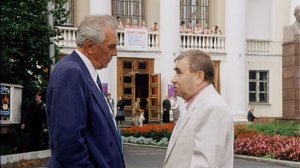 Губернатор и директор Дворца культуры