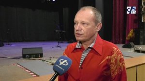 Концерт ВИА «Верные сердца» перенёс зрителей в эпоху виниловых пластинок, магнитофонных катушек и та