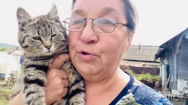 Побывала в горячих точках-покалечила руку