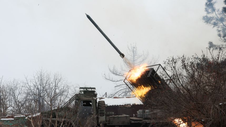 «Градом» по боевикам ВСУ. Лучшее видео из зоны СВО смотреть онлайн