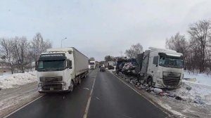 Гололёд 😱Много аварий. Груз не приняли,везу обратно в Москву.