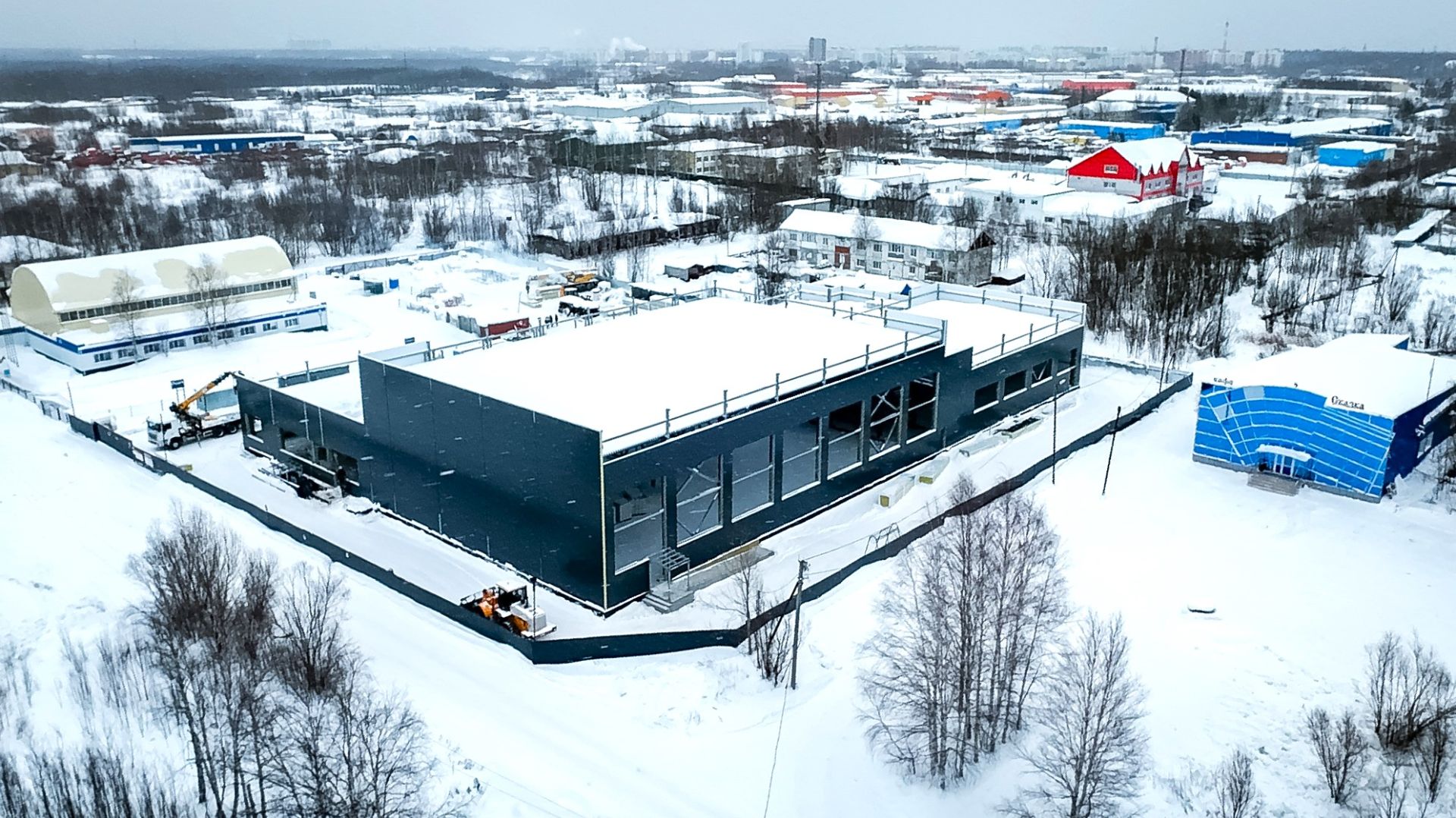 В Пыть-Яхе строят спорткомплекс смотреть онлайн